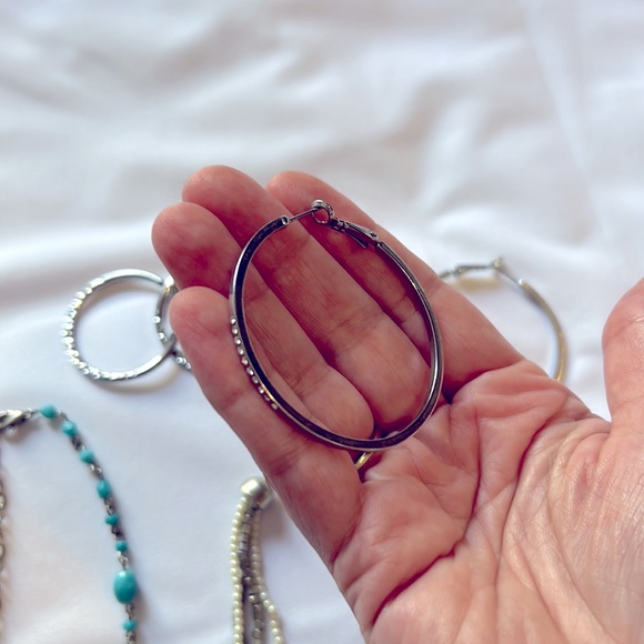 Fashion jewelry bundle - Picture 4 of 6